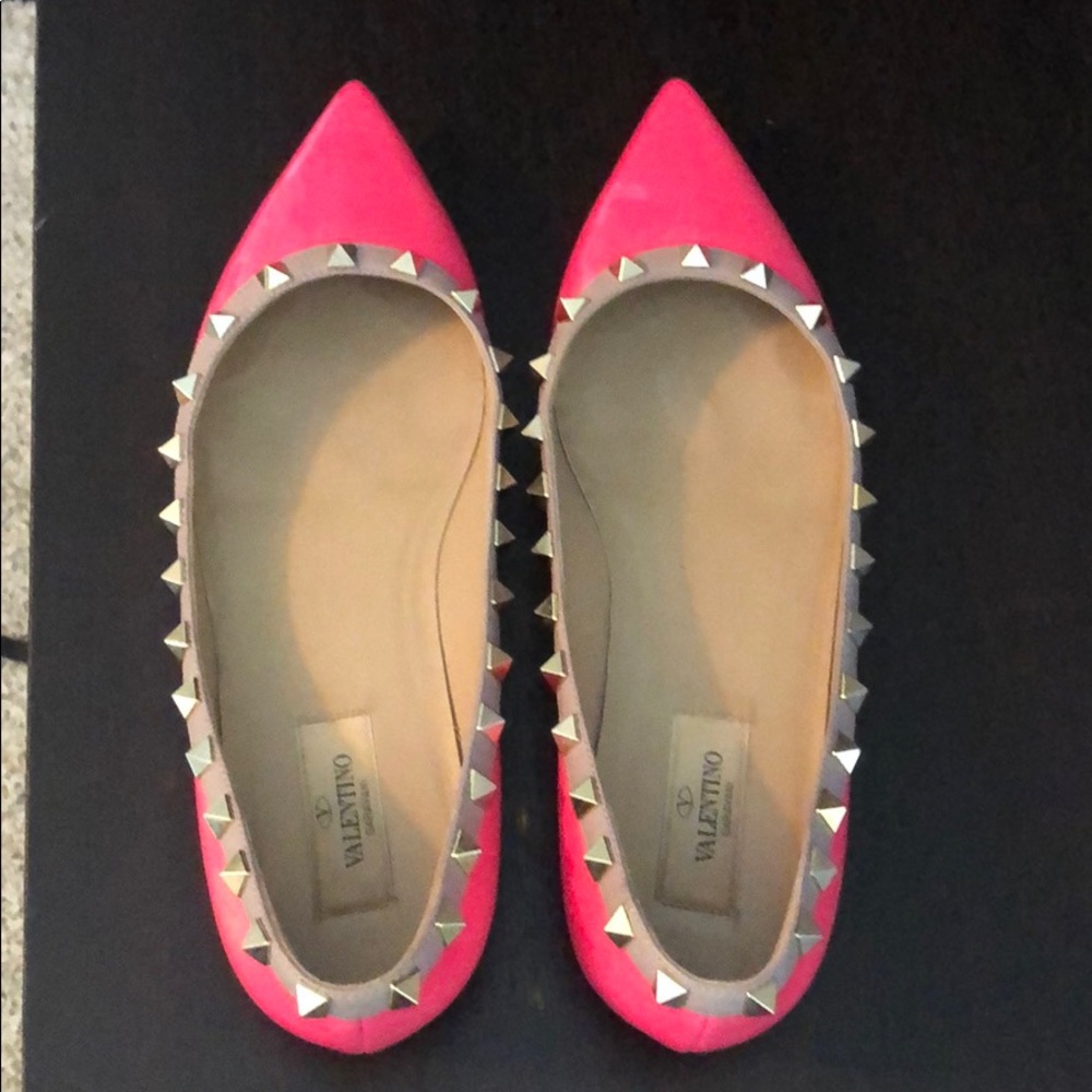 Hot pink authentic Valentino rockstud